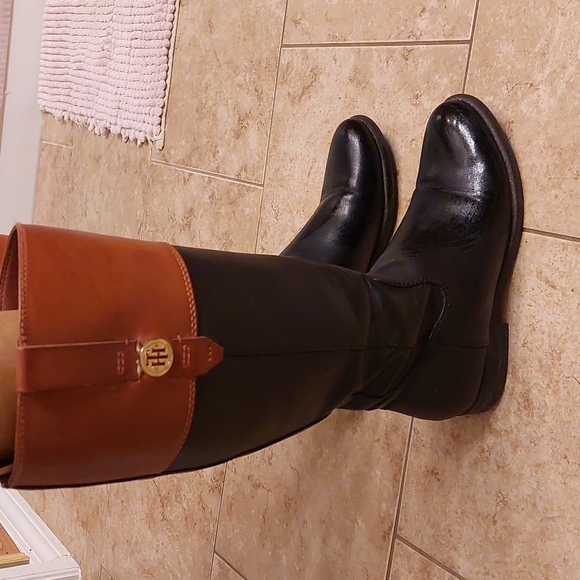 boots - Picture 2 of 4